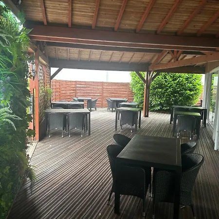 Restaurant Clement Ader Hotel 2*